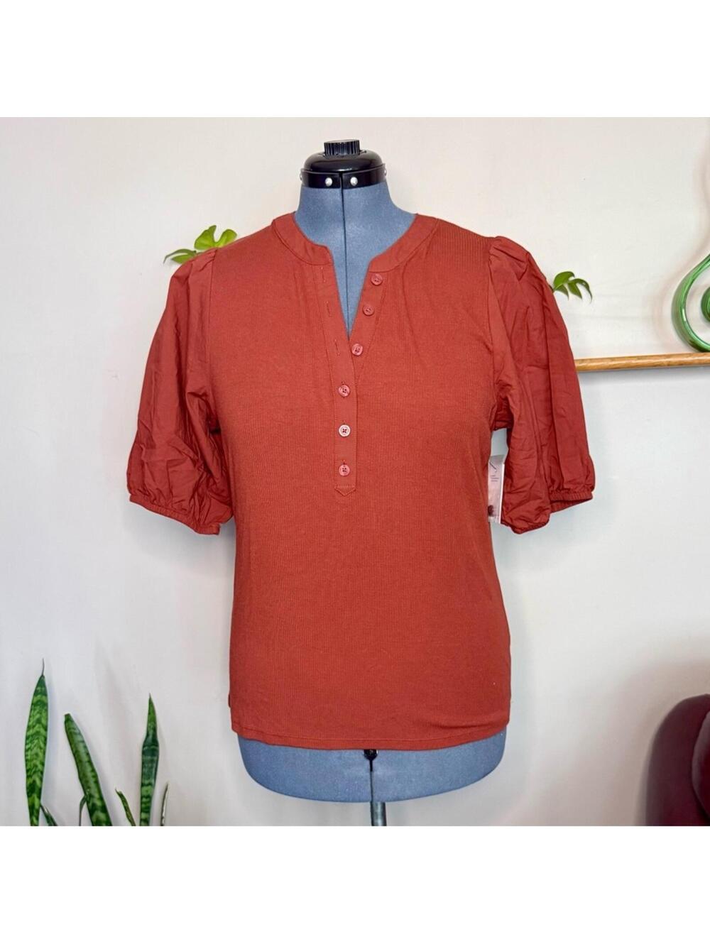 Sonoma Women's Size XL Terracotta Blouse with Buttons and Puffy Sleeves